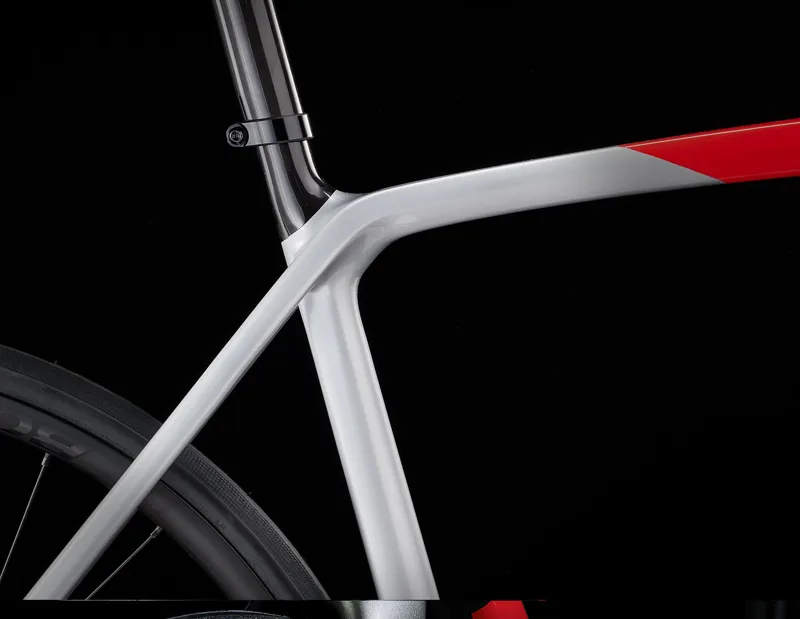 Trek Emonda SL 6 Pro Carbon Road Bike in Quicksilver Red Size 56-9